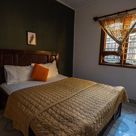 Safari Adventures-House Bed and Breakfast Αρούσα Εξωτερικό φωτογραφία