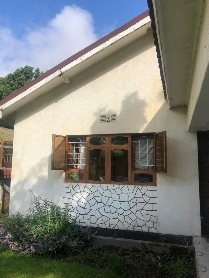 Safari Adventures-House Bed and Breakfast Αρούσα Εξωτερικό φωτογραφία