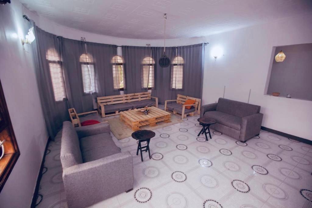 Safari Adventures-House Bed and Breakfast Αρούσα Εξωτερικό φωτογραφία