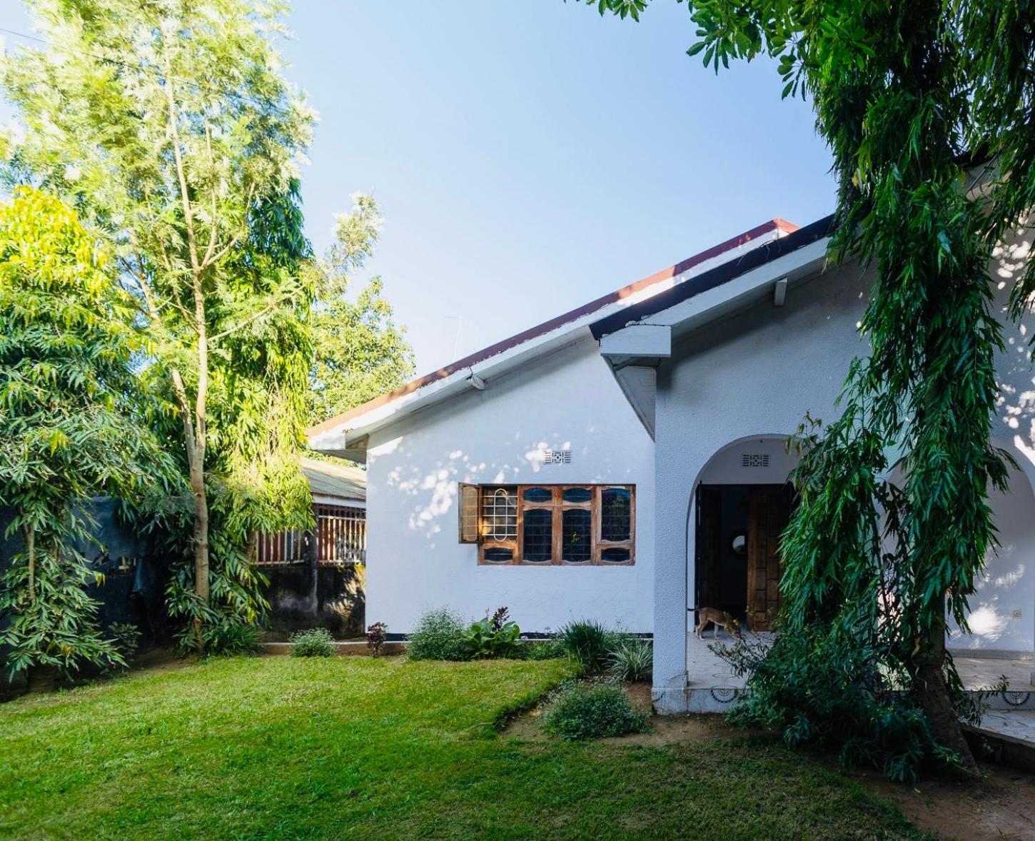 Safari Adventures-House Bed and Breakfast Αρούσα Εξωτερικό φωτογραφία