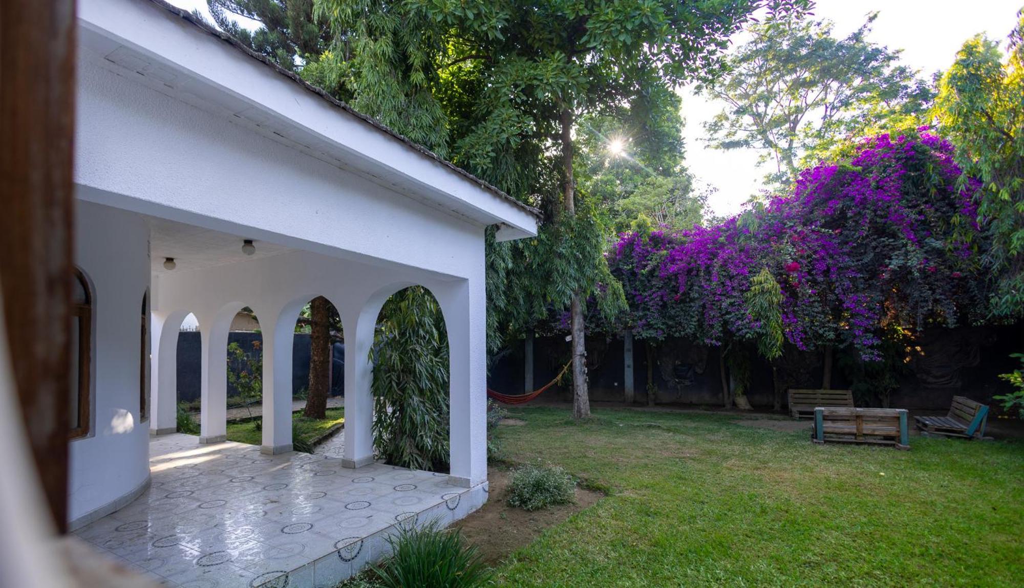 Safari Adventures-House Bed and Breakfast Αρούσα Εξωτερικό φωτογραφία