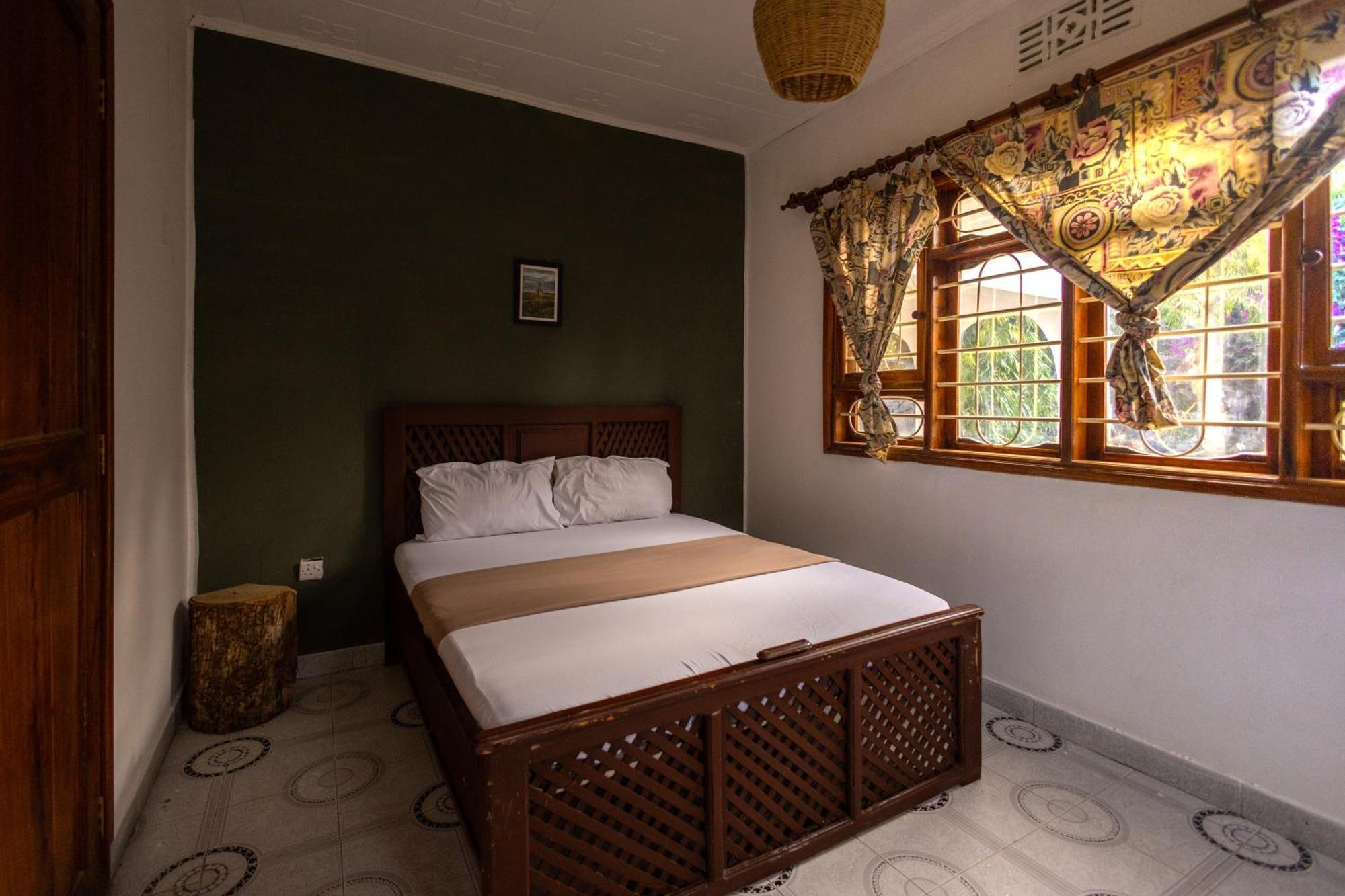 Safari Adventures-House Bed and Breakfast Αρούσα Εξωτερικό φωτογραφία